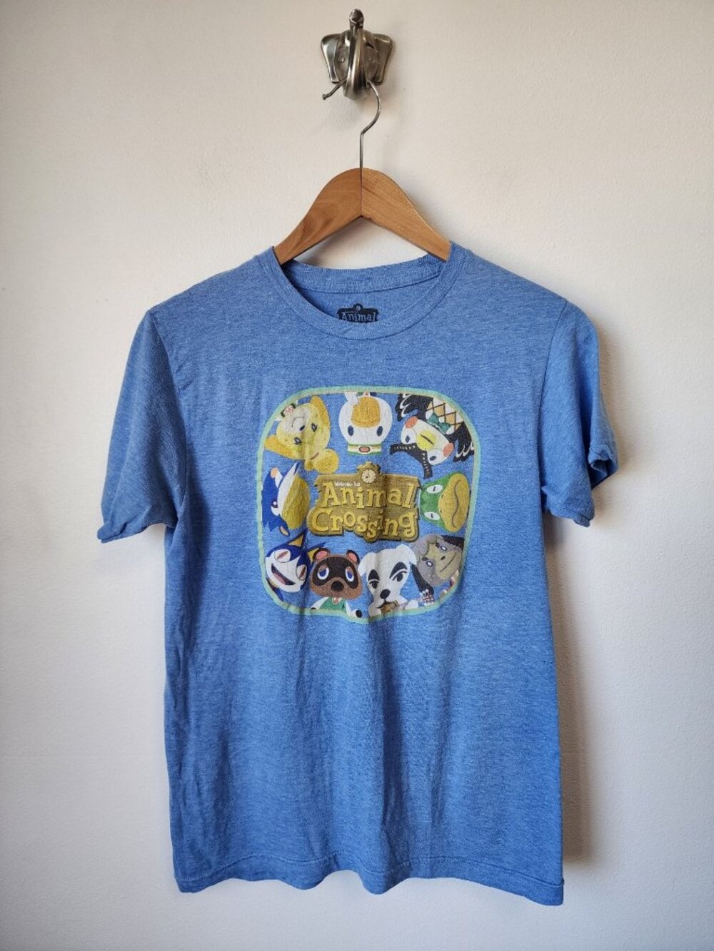Nintendo Animal Crossing blue short sleeve T-shirt S
